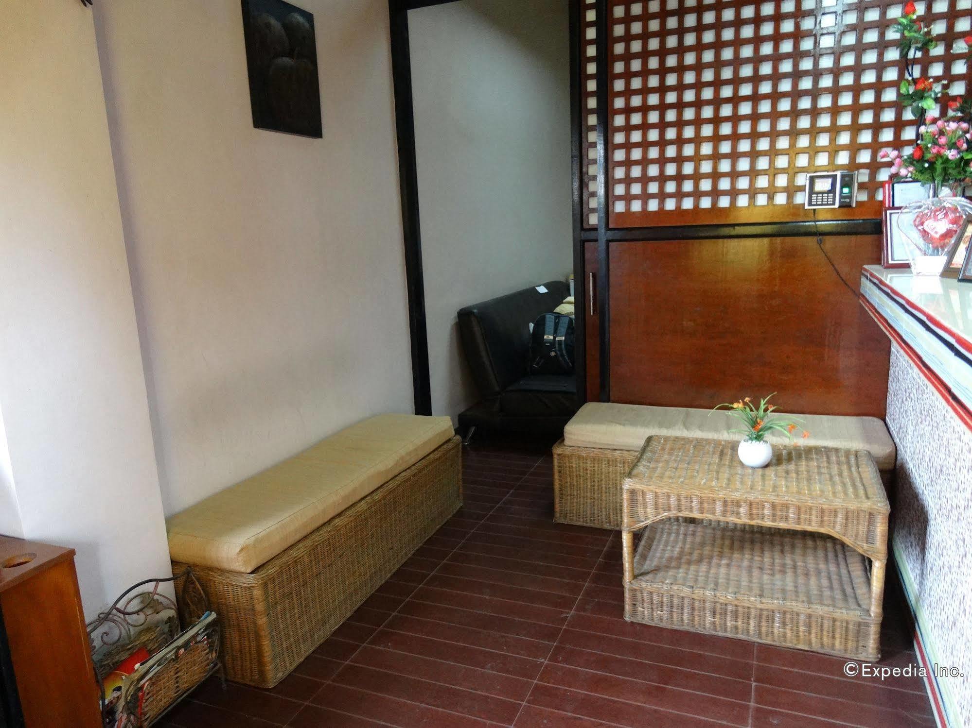 Corazon Tourist Inn Puerto Princesa Екстериор снимка