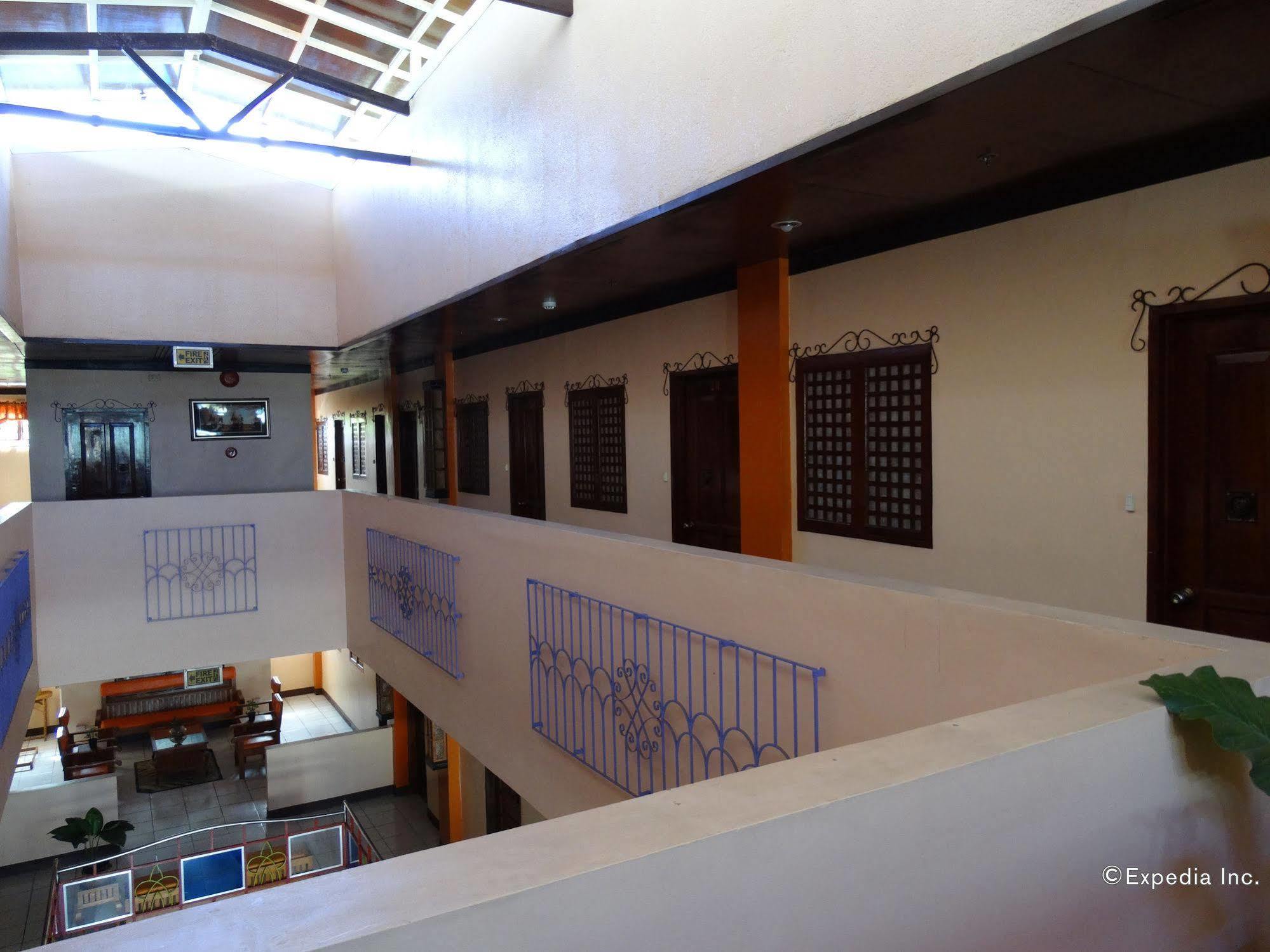Corazon Tourist Inn Puerto Princesa Екстериор снимка